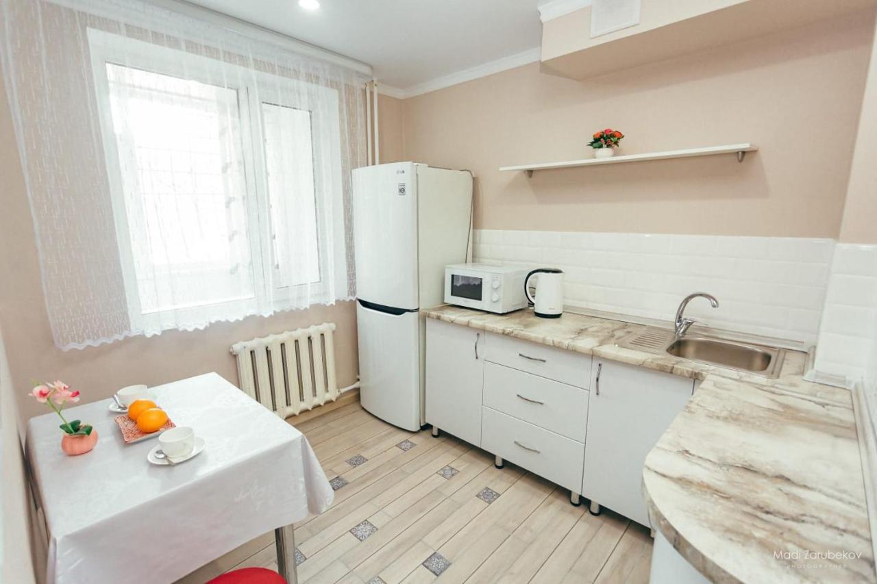 Cosy flat Apartment Семей Екстериор снимка