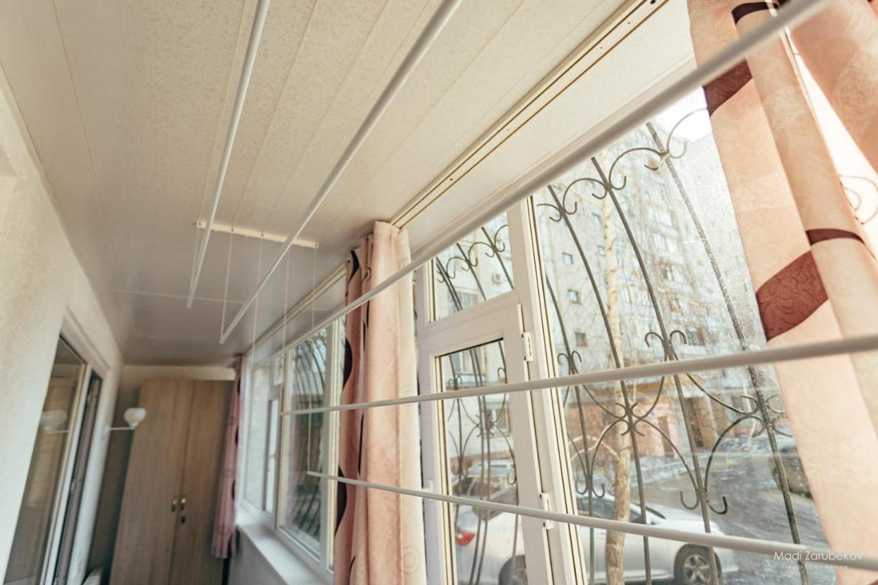 Cosy flat Apartment Семей Екстериор снимка