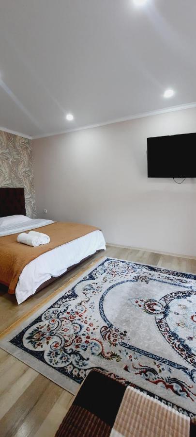 Cosy flat Apartment Семей Екстериор снимка